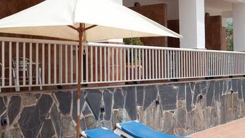 Sun deck