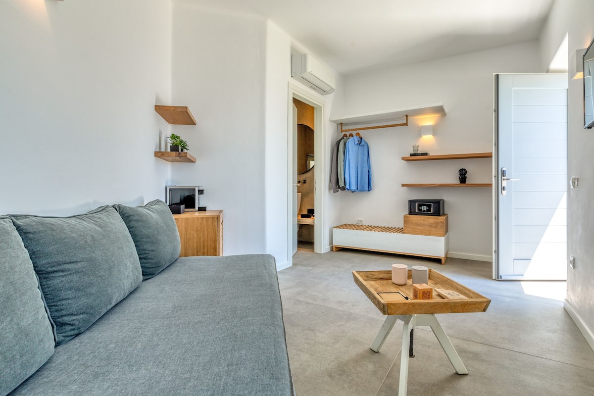Kamar Single | 2 kamar tidur, seprai premium, selimut bulu angsa, dan minibar