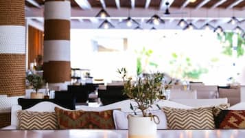 Breakfast, lunch, dinner served; beach views