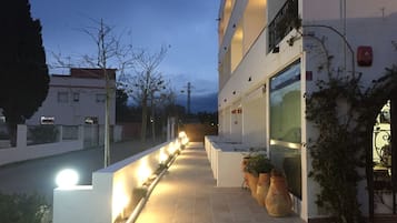 Front of property – evening/night