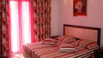 In-room safe, desk, soundproofing, iron/ironing board