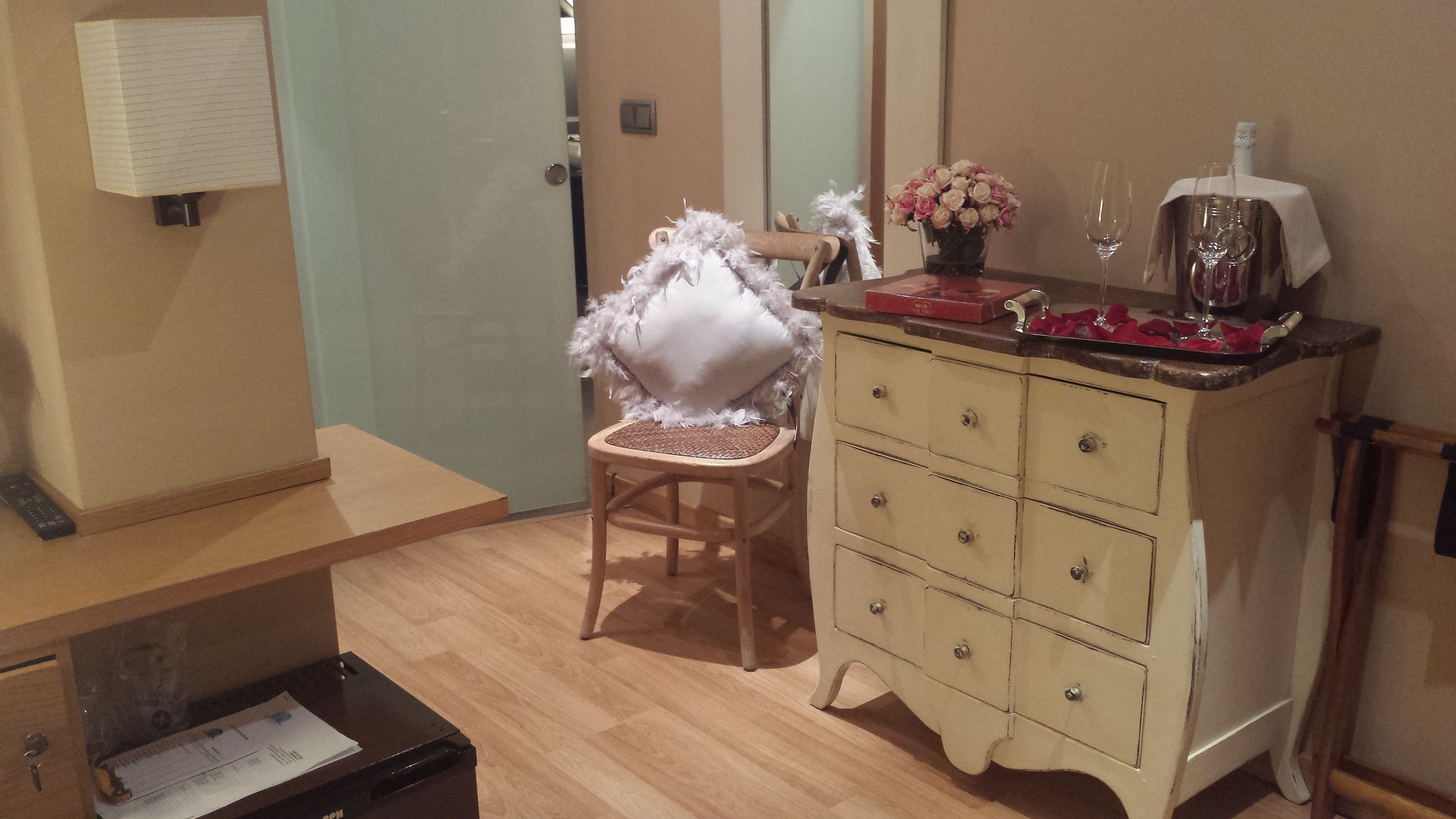 in-room safe, desk, blackout curtains, soundproofing