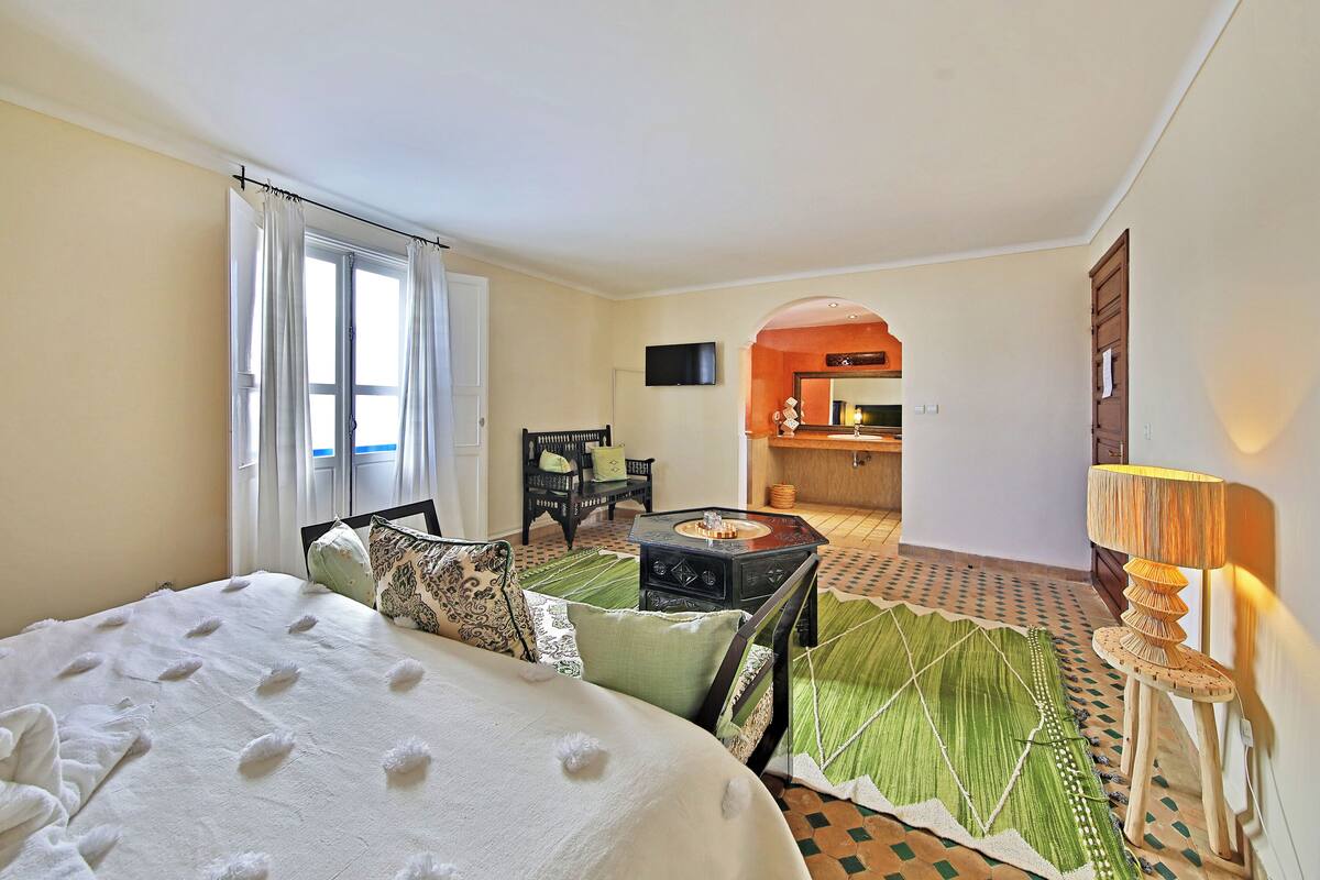 1 bedroom, premium bedding, in-room safe, individually decorated