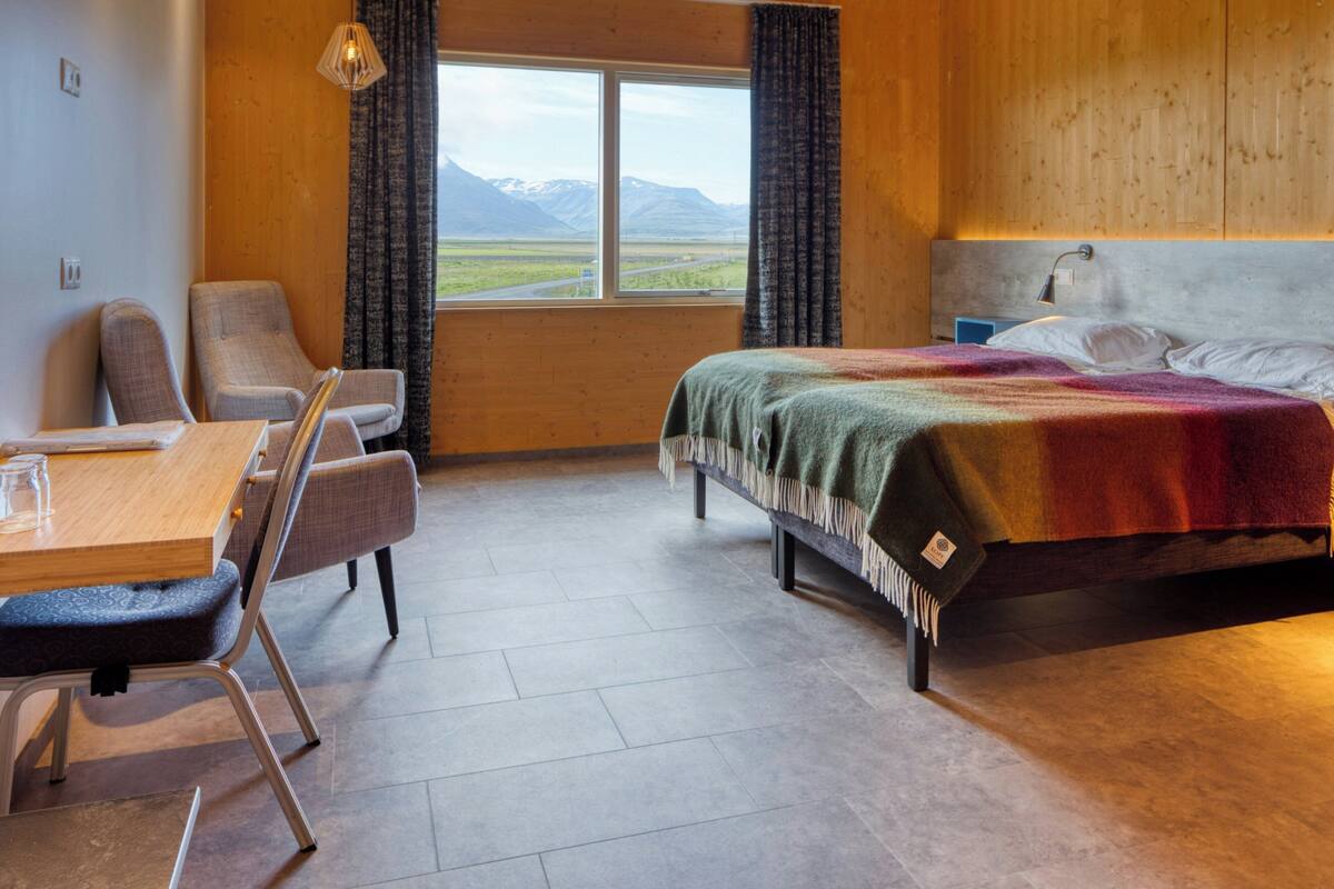 Comfort Double or Twin Room, Private Bathroom, Mountain View | Desk, laptop workspace, blackout curtains