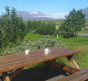 Garden - Brunnhóll Country Guesthouse (Höfn)