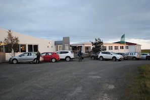 Front of property - Brunnhóll Country Guesthouse (Höfn)