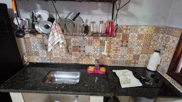 Căn hộ dành cho gia đình, nhiều giường, bếp nhỏ | Bếp riêng | Tủ lạnh, lò vi sóng, bếp nấu, lò nướng bánh mì