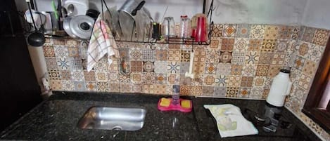 Appartement Familial, plusieurs lits, coin cuisine | Cuisine privée