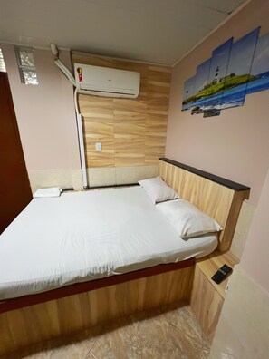 Interior - FURNISHED ON THE BEACH IN SALVADOR WITH AIR CONDITIONING (Salvador)