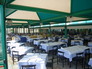 Mittagessen und Abendessen