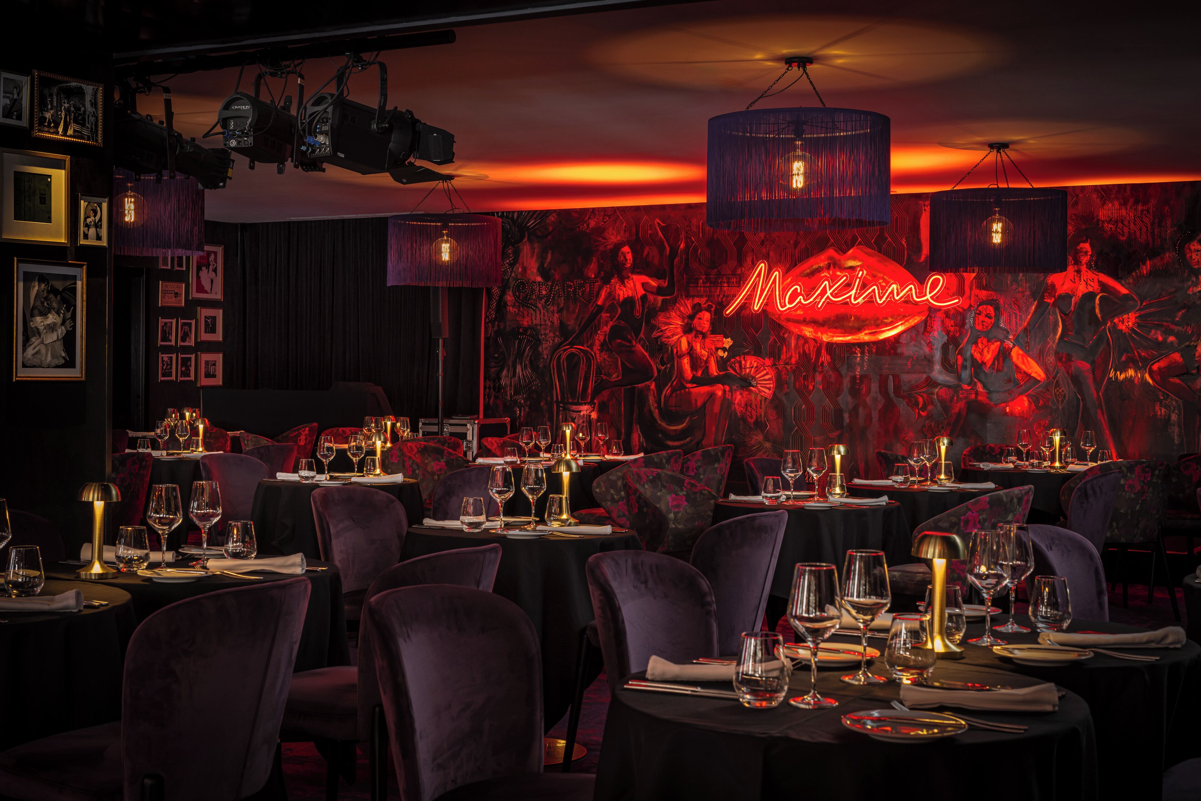 breakfast and dinner served, fusion cuisine