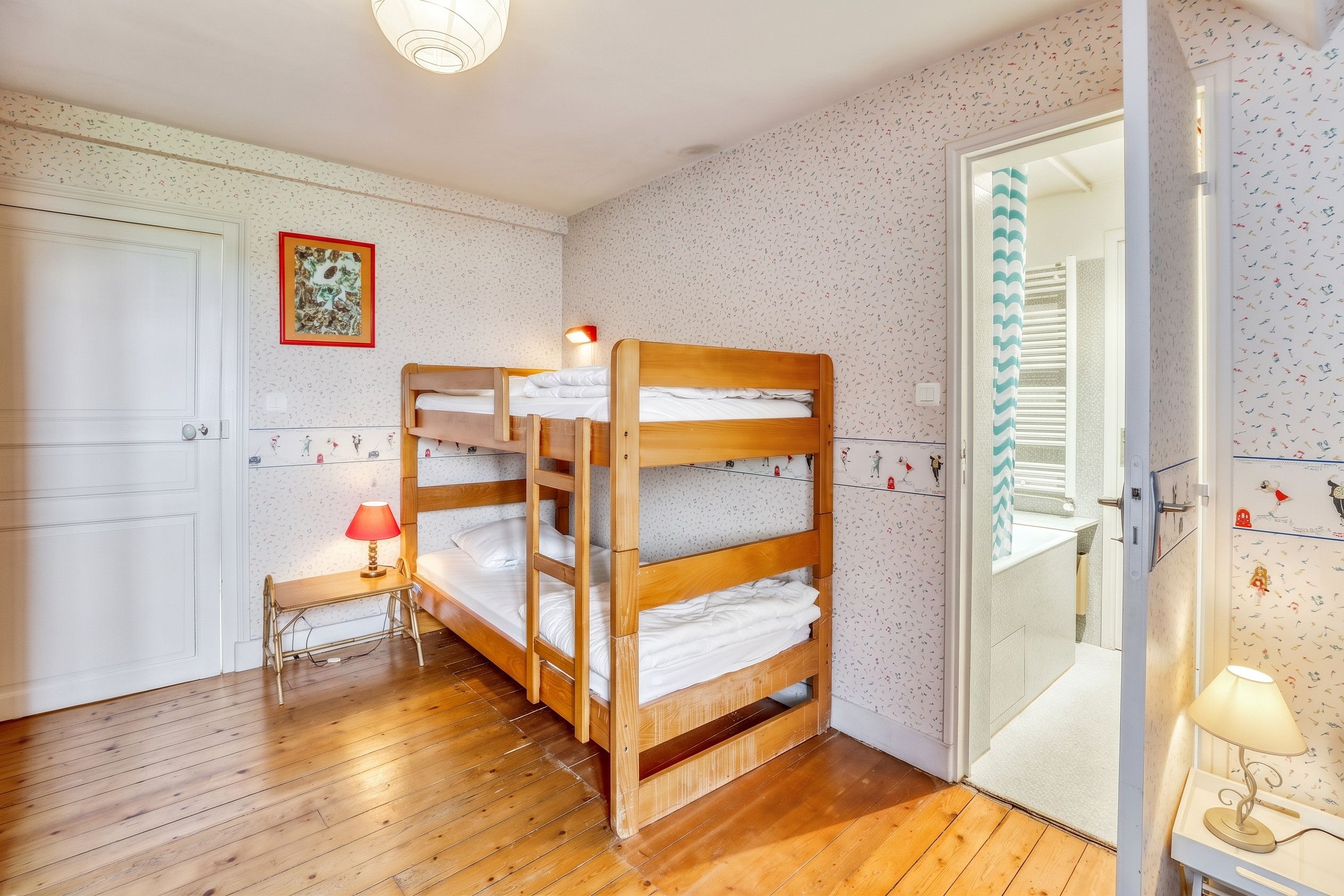 Bunk bed