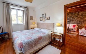 Cottage, 1 Double Bed | 1 bedroom, in-room safe, blackout drapes, iron/ironing board - Loja da Lenha (Funchal)