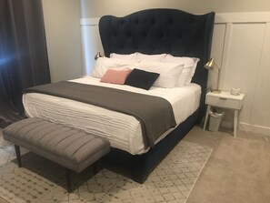 4 Schlafzimmer, Schreibtisch, Bügeleisen/Bügelbrett, kostenloses WLAN