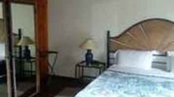 واي فاي مجانًا وملاءات أسرّة