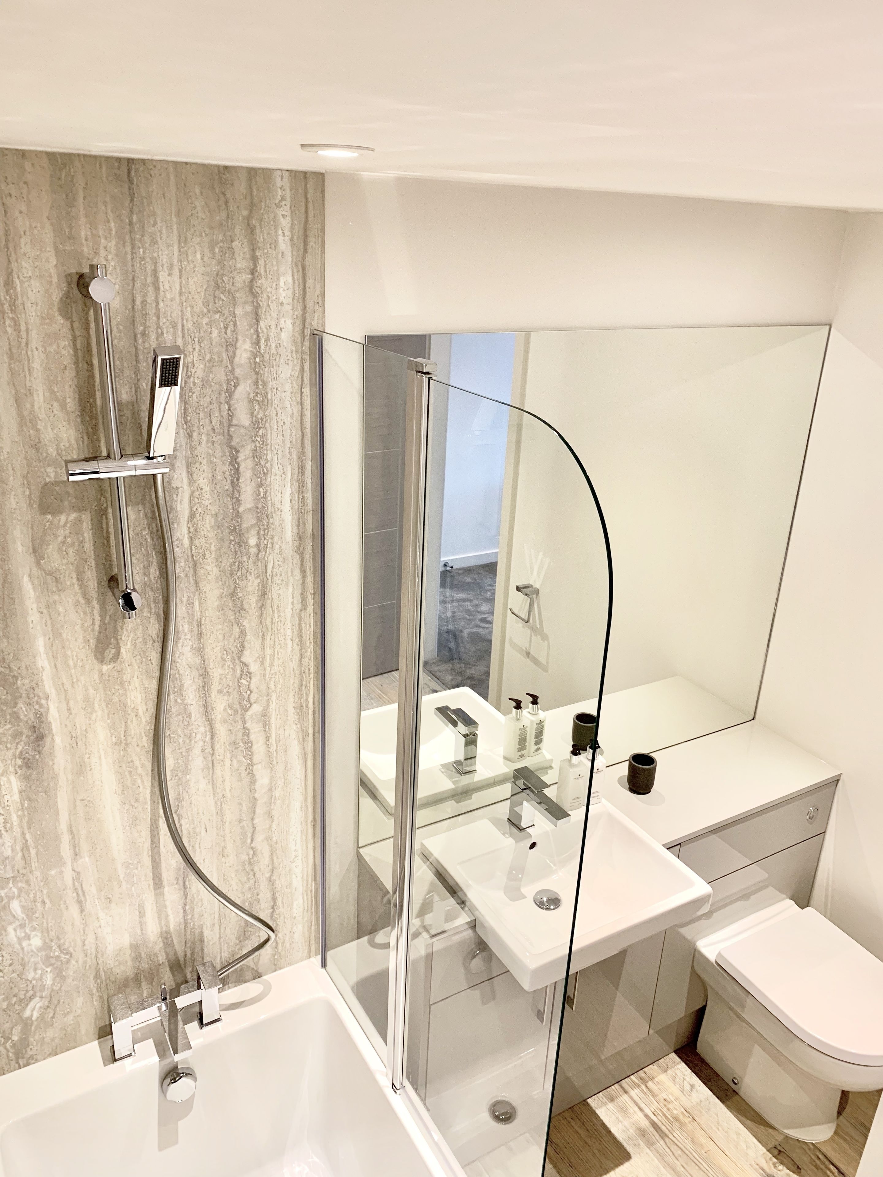 Hair dryer, heated floors, towels, toilet paper