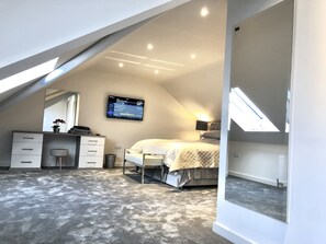 Departamento, 4 habitaciones | 2 habitaciones y sábanas de algodón egipcio 