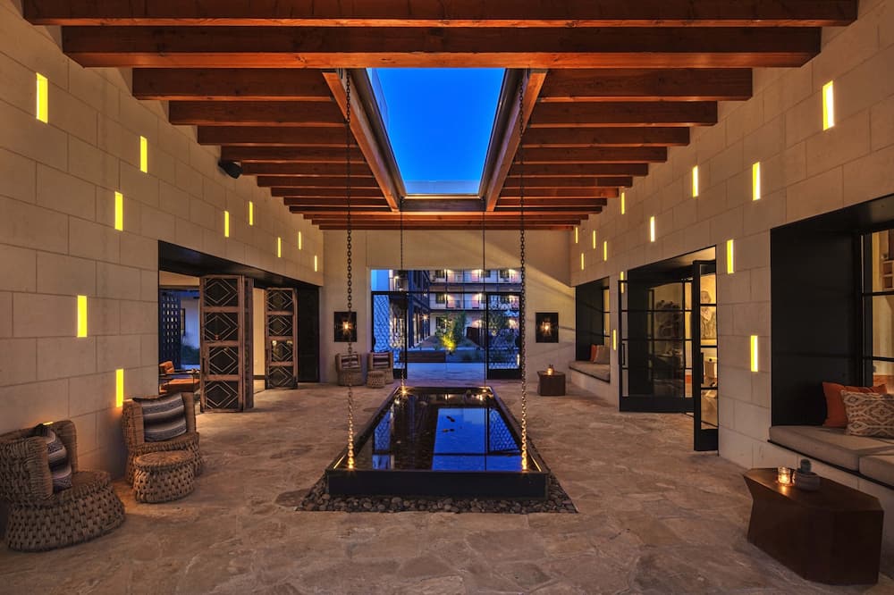 Texican Court, by Valencia Hotel Collection