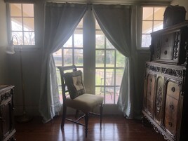 Habitación tradicional, 1 cama de matrimonio, no fumadores | Ropa de cama de alta calidad y colchones con acolchado adicional