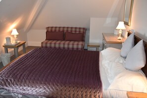 熨斗/熨板、免费婴儿床、免费 WiFi、床单