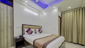 Deluxe Double Room, 1 Queen Bed, Non Smoking | Egyptian cotton sheets, premium bedding, in-room safe - airport hotel sweet palace inn (New Delhi)