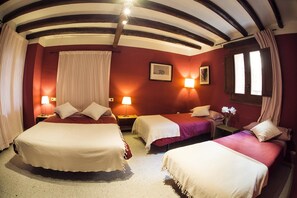 Huoneisto, 2 makuuhuonetta (Vinya) | Untuvapeitot, yksilöllisesti sisustettu, yksilöllisesti kalustettu