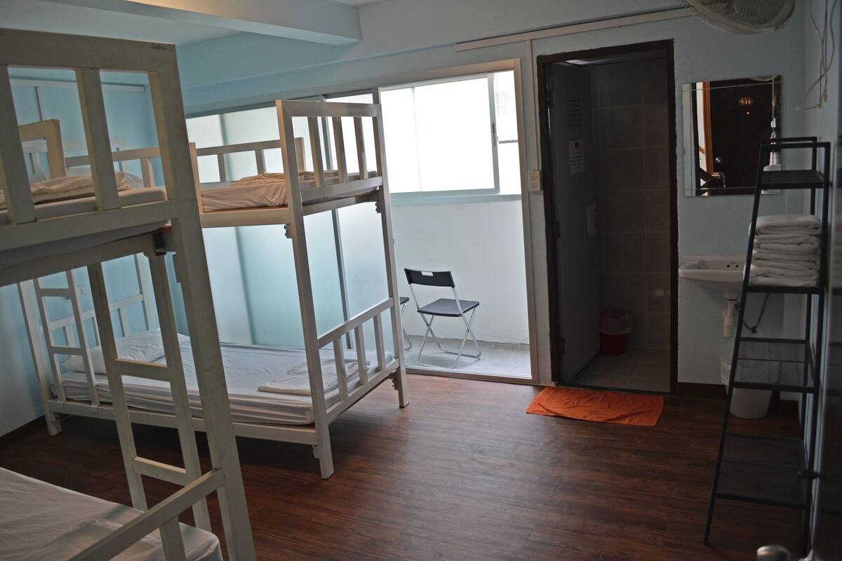 Economy Quadruple Room (AC, Private Bathroom) | Kostenloses WLAN