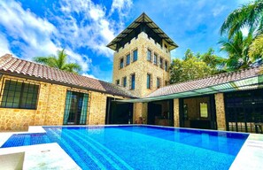 Exterior - Castillo Tambor Resort and Restaurant (Cóbano)