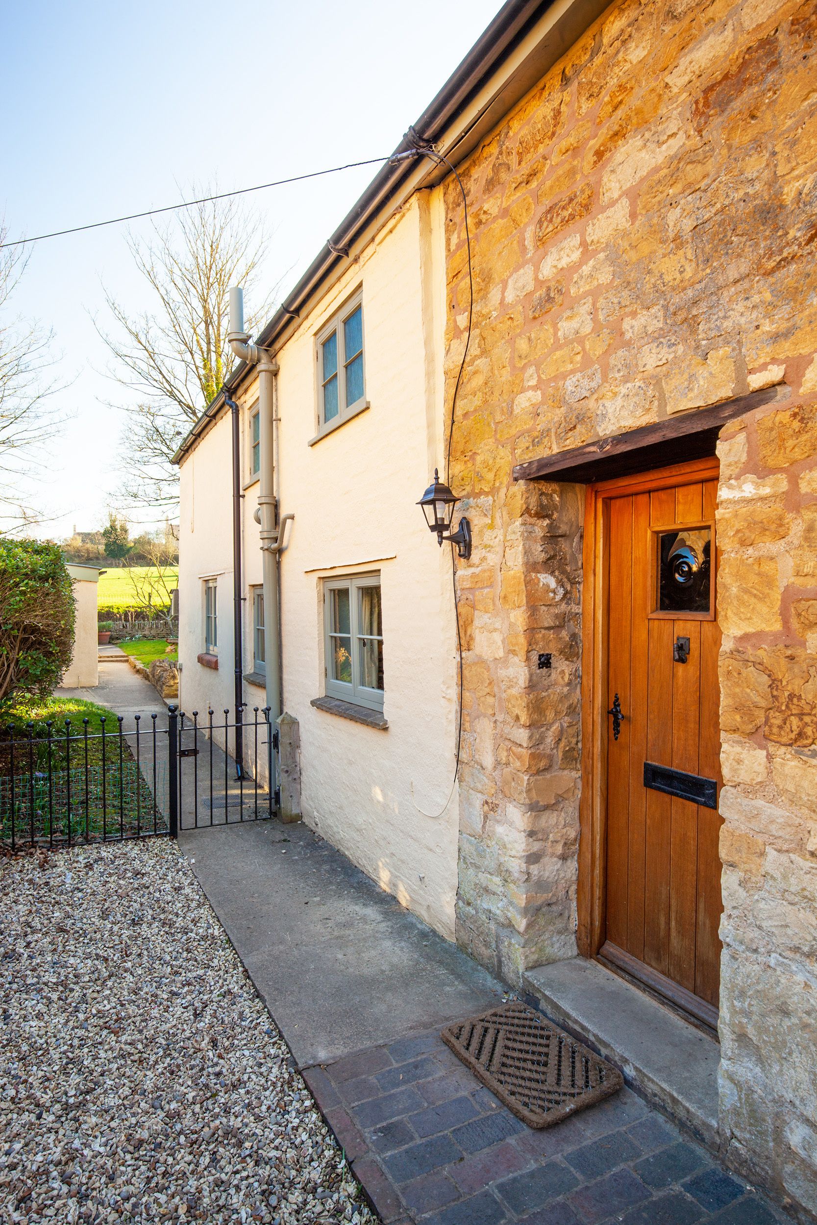 เอ็กซ์คลูซีฟคอทเทจ | บริเวณภายนอก