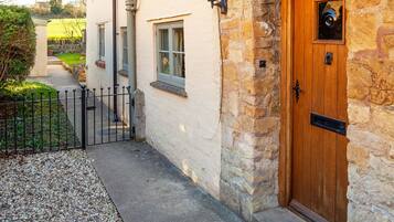 Exclusive Cottage | Exterior