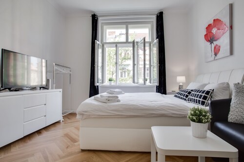 New Studio in the central area