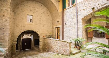 Cosy apartment for 6 people with A/C, WIFI, TV and patio
