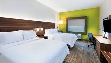 Down comforters, in-room safe, desk, blackout drapes