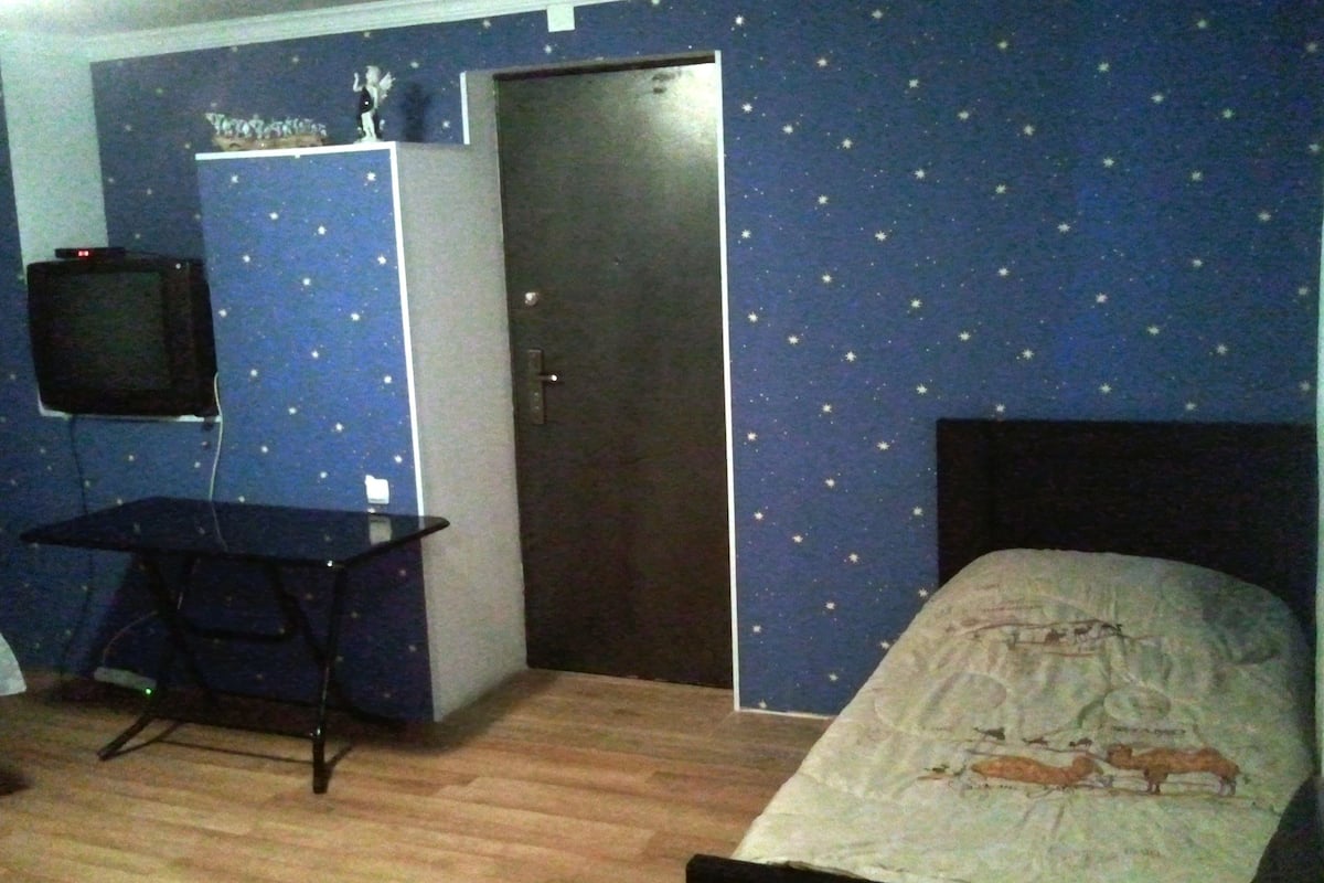 Standaard tweepersoonskamer | Een strijkplank/strijkijzer, gratis wifi, beddengoed