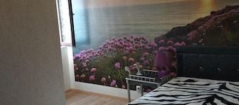 克瓦米里 2002 號飯店