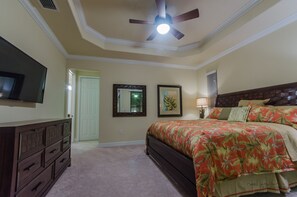 3 bedrooms, iron/ironing board, Internet, bed sheets -  2026 Season Still Available 3 BED.3BATH GOLF POOL HOME IN TREVISO BAY (Naples)