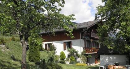 SCHÖNES SAVOYARD-CHALET MIT CHARME ,, 3 * WIFI