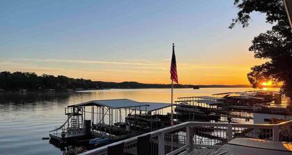 Powell Lakehouse @8mm Great Views!