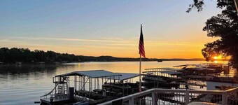 Powell Lakehouse @8mm Great Views!