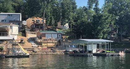 Powell Lakehouse @8mm Great Views!