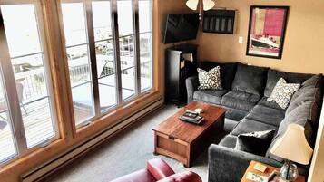 Smart TV, fireplace, video games, DVD player