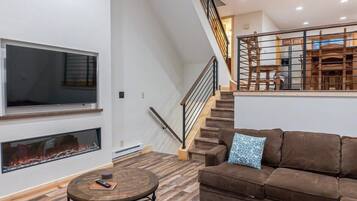 TV, fireplace, DVD player, offices