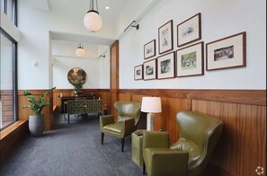 تفاصيل الفندق من الداخل