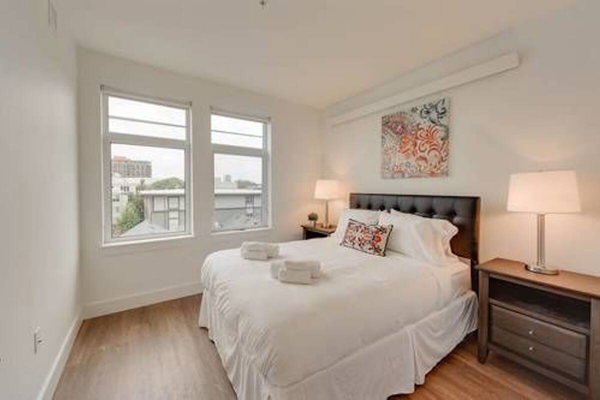 2 bedrooms, iron/ironing board, free cribs/infant beds, free WiFi