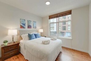 Classic Apartment, 2 Bedrooms, Kitchen | 2 bedrooms, iron/ironing board, WiFi (free), bed sheets - Portland Pettygrove 2BR Corp Rentals by NamaStay (Portland)