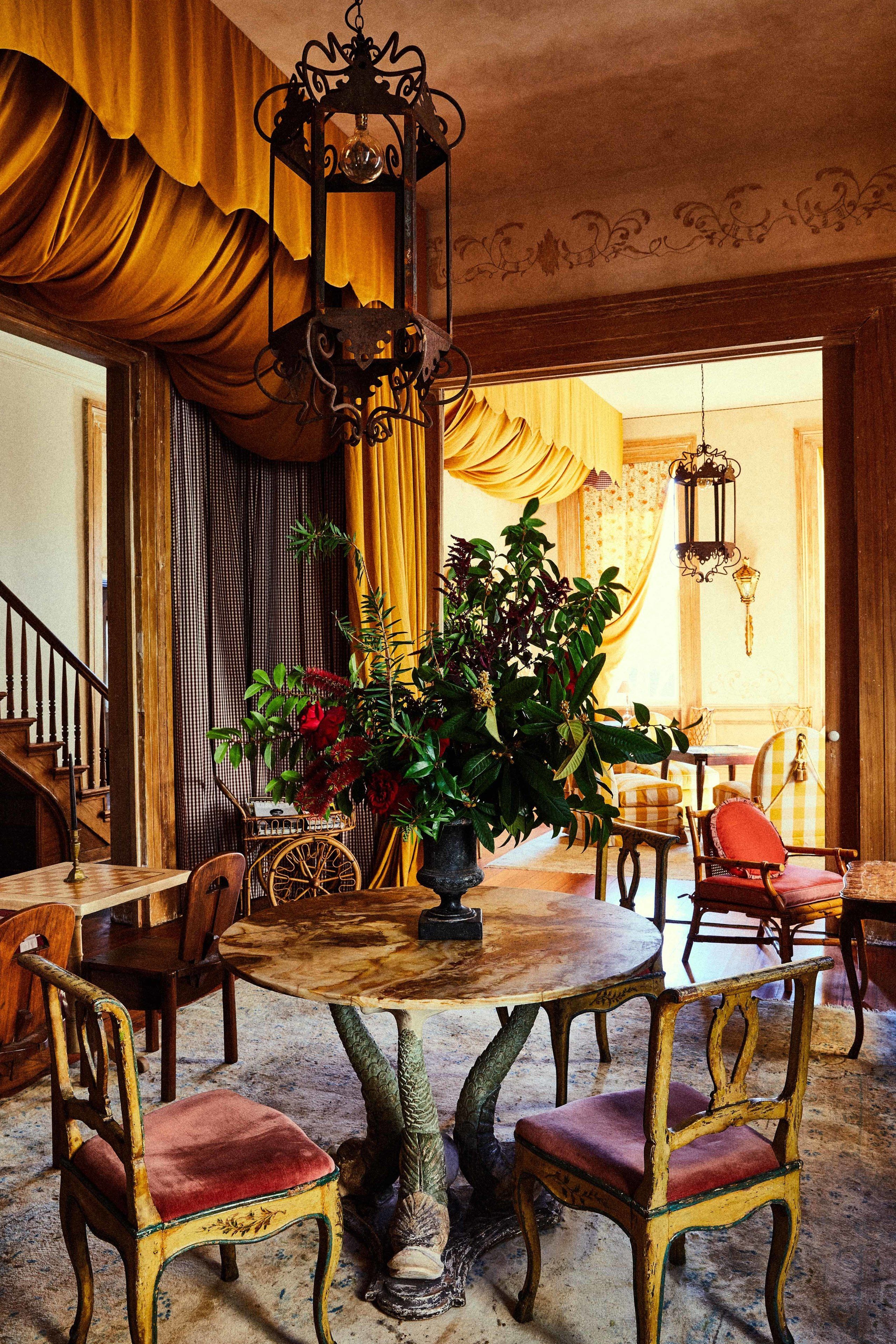 dinner and brunch served