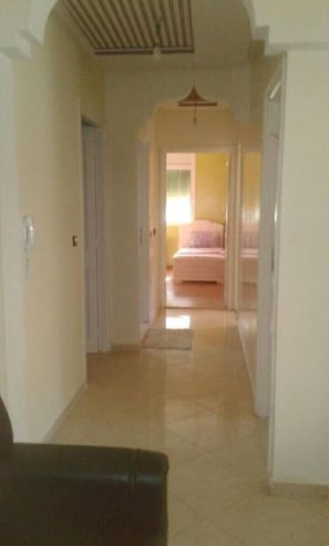 Apartment, 2 Bedrooms, Non Smoking | Living area