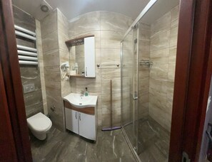 Bathroom - Taksim Soushian Hotel (Istanbul)