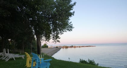 Lake Front Flucht - ein ruhiges Haus am See mit einfachem Zugang zum Strand