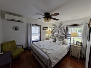 3 Schlafzimmer, Schreibtisch, Bügeleisen/Bügelbrett, kostenloses WLAN